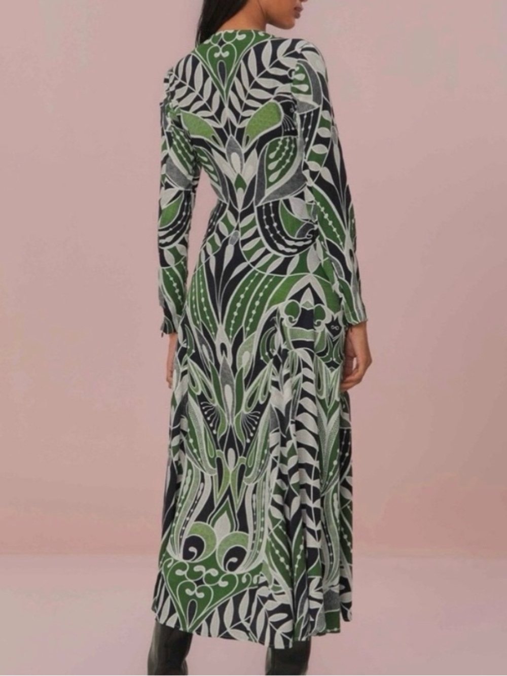 FARM Rio Green, Black & White Printed Long Sleeve Maxi Dress - Picture 2 of 3